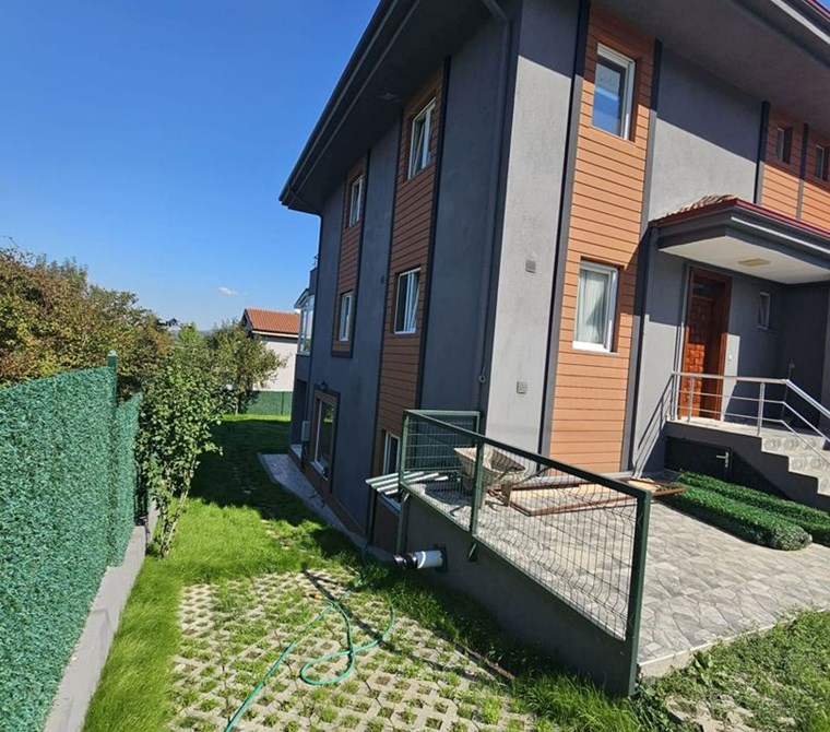 İSKANLI – PROJELİ – 3 KAT TAM KULLANIM ALANI OLAN VİLLA SATILIK