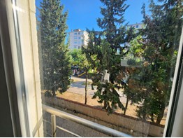 İçerenköy Parkı Manzaralı Yeni Binada Katta Tek Ebeveyn Banyolu Kapalı Otoparklı Kiralık 4+1 Daire