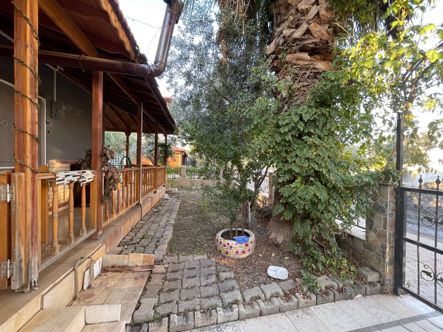 Property-photo
