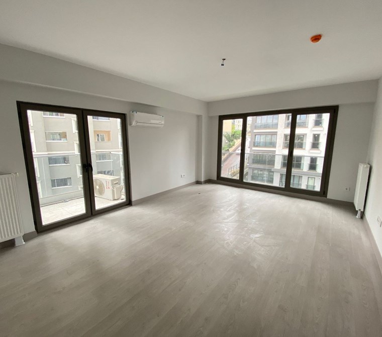 Gaziosmanpaşa TOKİ'de Satılık 109m2 6.Kat Çift Balkonlu Daire