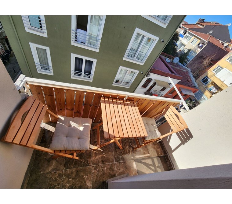FOR SALE 2+1 FLAT MODA KADİKÖY WİTH BALCONY