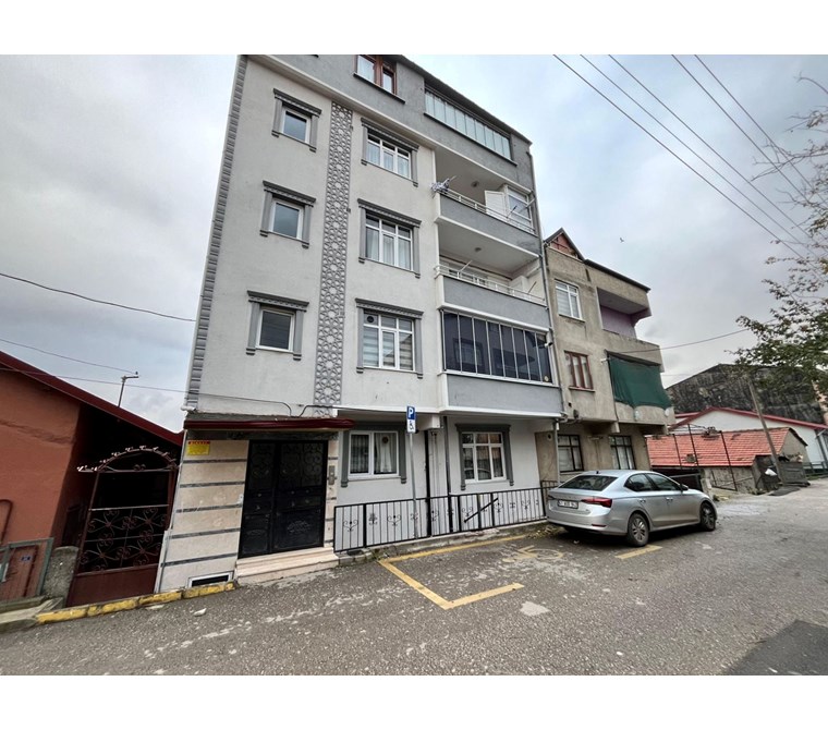 ÇENEDAĞ MAH. CADDE YAKINI İÇİ YAPILI SATILIK 3+1 DAİRE