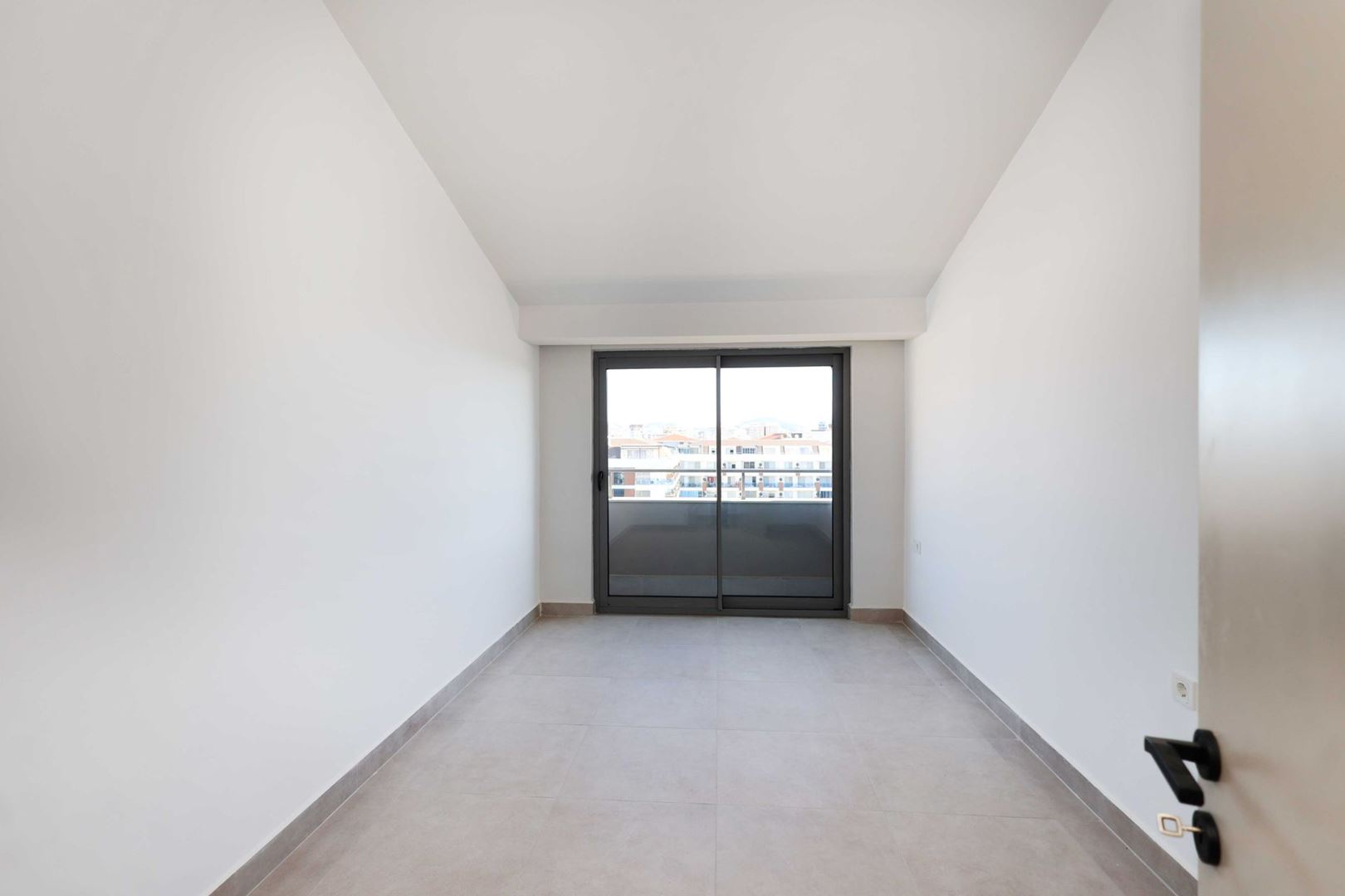 ALANYA KESTELDE DOĞA VE ŞEHİR MANZARALI MUHTEŞEM KOMPLEKS İCERİSİNDE 3+1 SATILIK PENTHOUSE · 6 · Fotoğraflar
