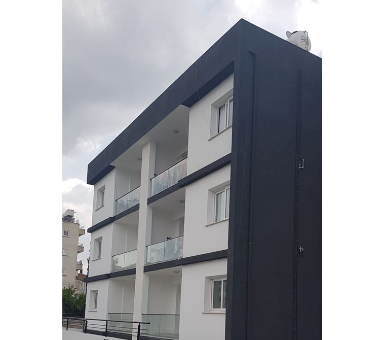 GÖNYELİ İLK OKUL BÖLGESİNDE SATILIK 3.KAT TÜRK KOÇANLI 100M2'DEN 2+1 SON DAİRE £90.000