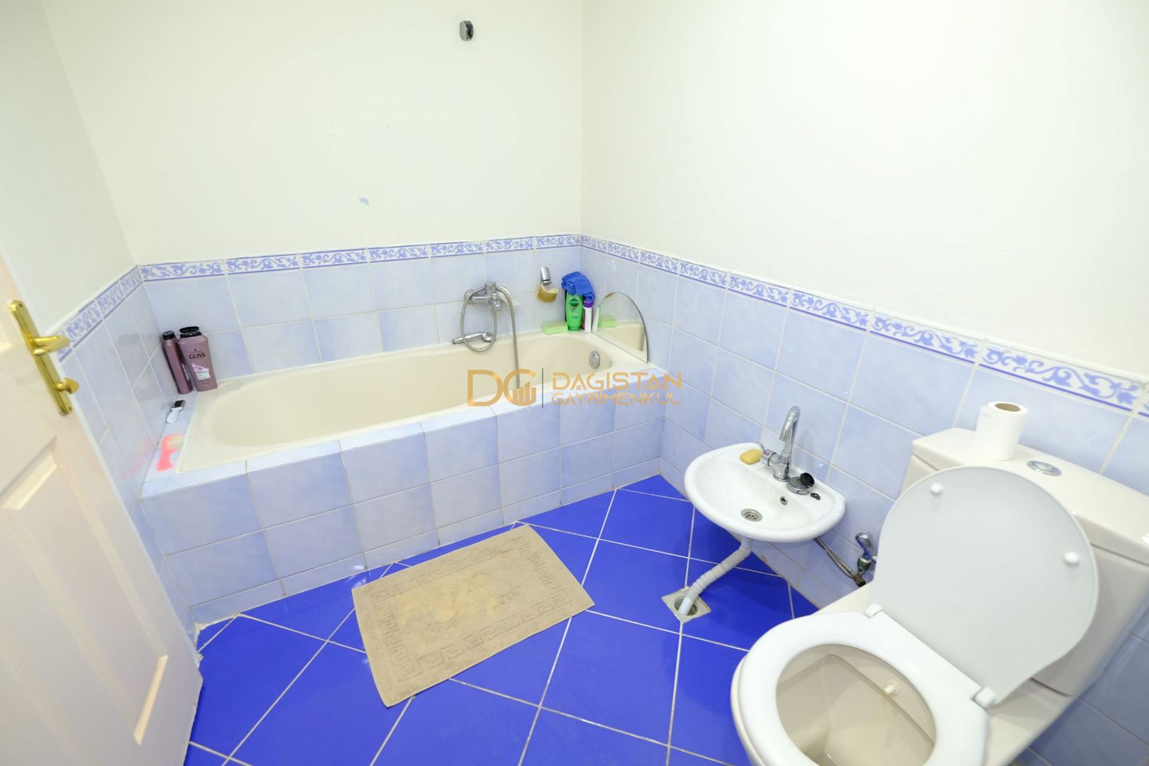 Property-photo