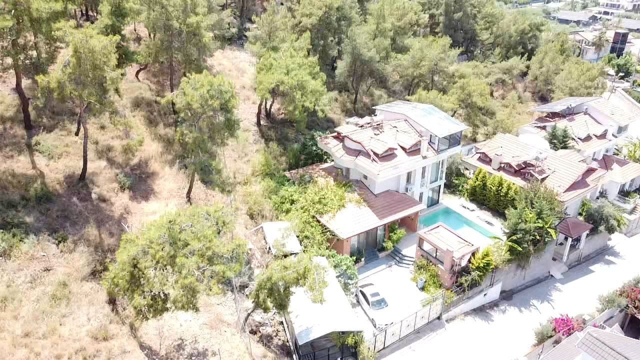 Property-photo