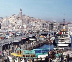 Satılık büyük ve tarihi alışveriş merkezi Eminönü