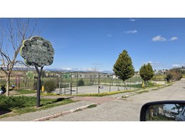 BERRİN NADİR'DEN DOĞA İÇİNDE YATAY MİMARİ BAHÇE KATI KAPALI MUTFAK SİTE İÇİ 3+1