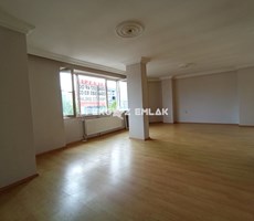 AYŞEKADIN CADDE ÜZERİNDE EBEVEYN B. 145m2 3+1 ARA KAT DAİRE