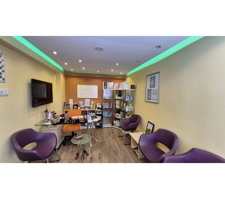 Konak Pier Karşısında Kullanıma Hazır Kiralık Büro/Ofis