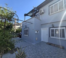 Lefkoşa Göçmenköy'de kiralık 3+1 Tadilatlı Müstakil Ev | Full Eşyalı | Garajlı | Ana Yola Yakın