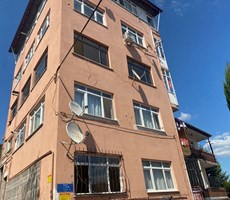 İZMİT ÇARŞI MERKEZDE 2+1 GİRİŞ KAT KİRALIK DAİRE