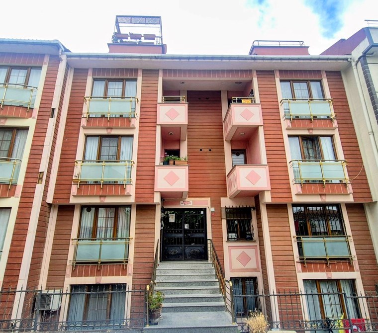 Üsküdar Ferah Mah Yüksek Giriş 2+1 Satılık Daire Enta Emlak