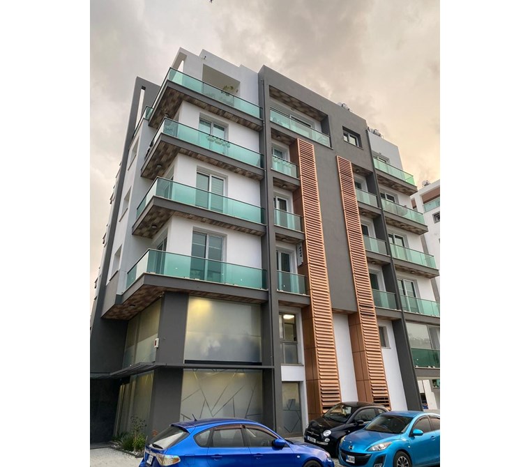 GİRNEDE OFİS İZİNLİ 1+1 65M2 SATILIK DAİRE