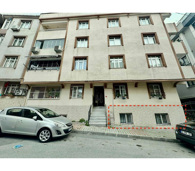 Karlıtepe Mahallesi Özgür Sokak'ta Bodrum Kat 2+1 Satılık Daire