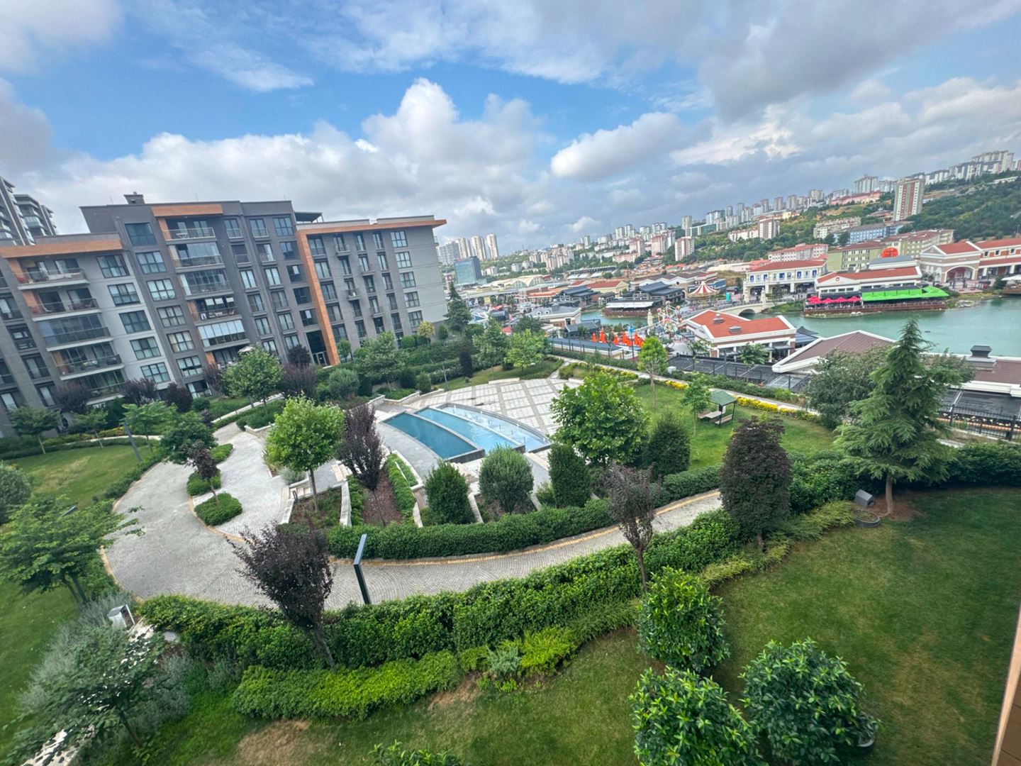 Property-photo