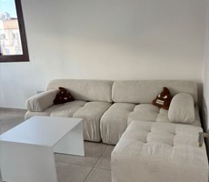 YENİKENTDE KİRALIK FULLEŞYALI ZEMİN ÜSDÜ 2.Cİ KAT ENÜSTKAT 2+1 DAİRE AYLIK £550 DEN