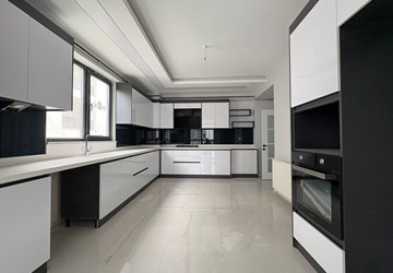 ALTIN EMLAK BOLU ÇARŞI TEMSİLCİLİĞİ.SATILIK KILIÇARSLAN MAH.4+1