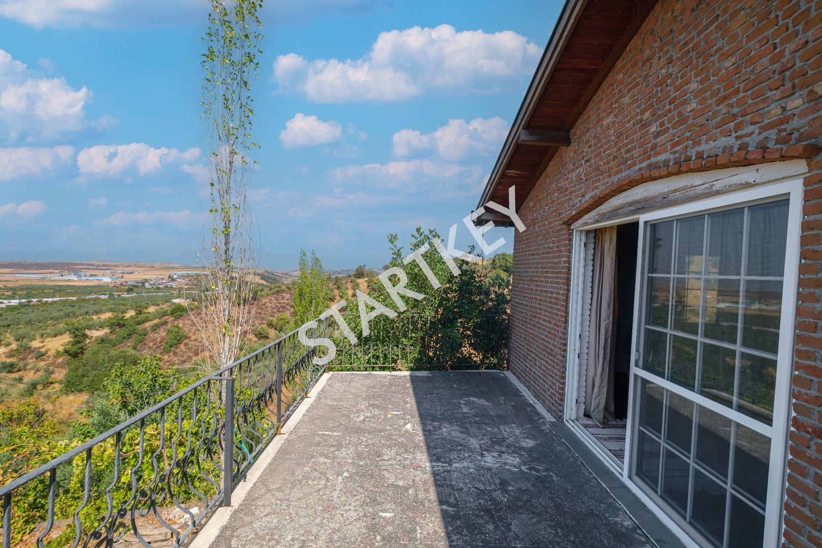 Property-photo