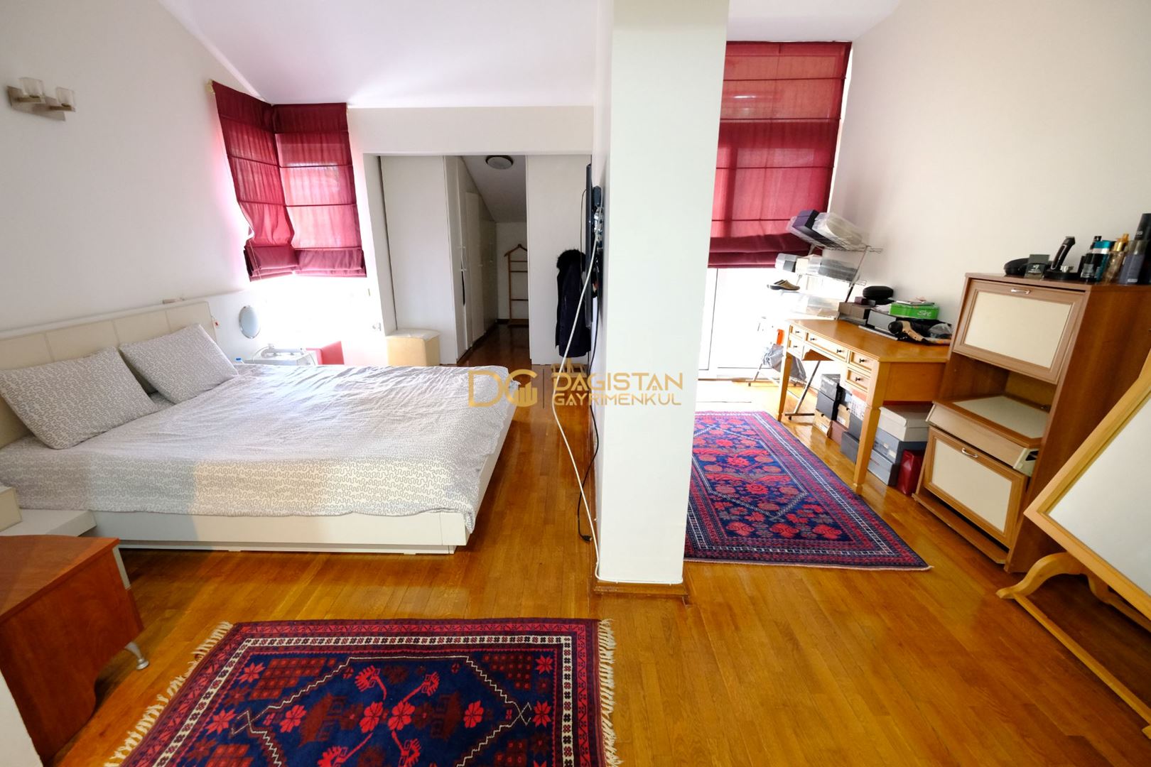 Property-photo
