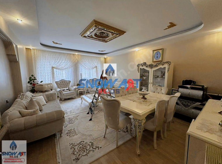 SNOWART GM DEN KAYAKYOLUN DA KİRALIK 4+1 ARA KAT DAİRE