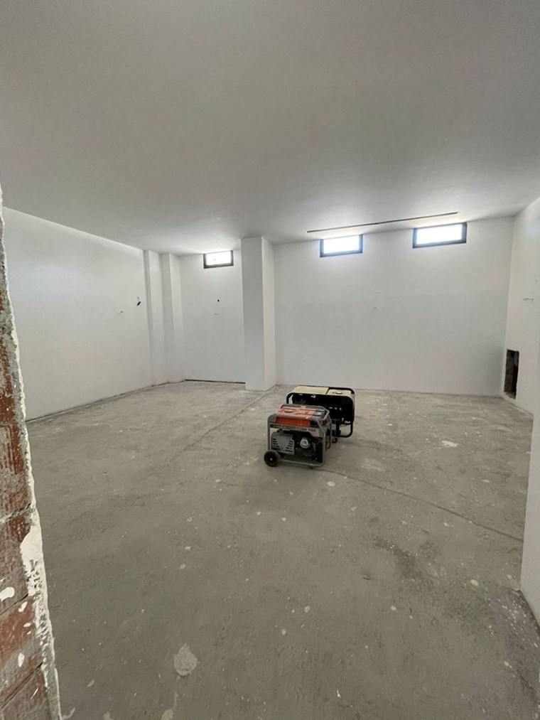 İzmir Menderes Küner'de Natamam Müstakil Ev ve 2000m2 Arsa