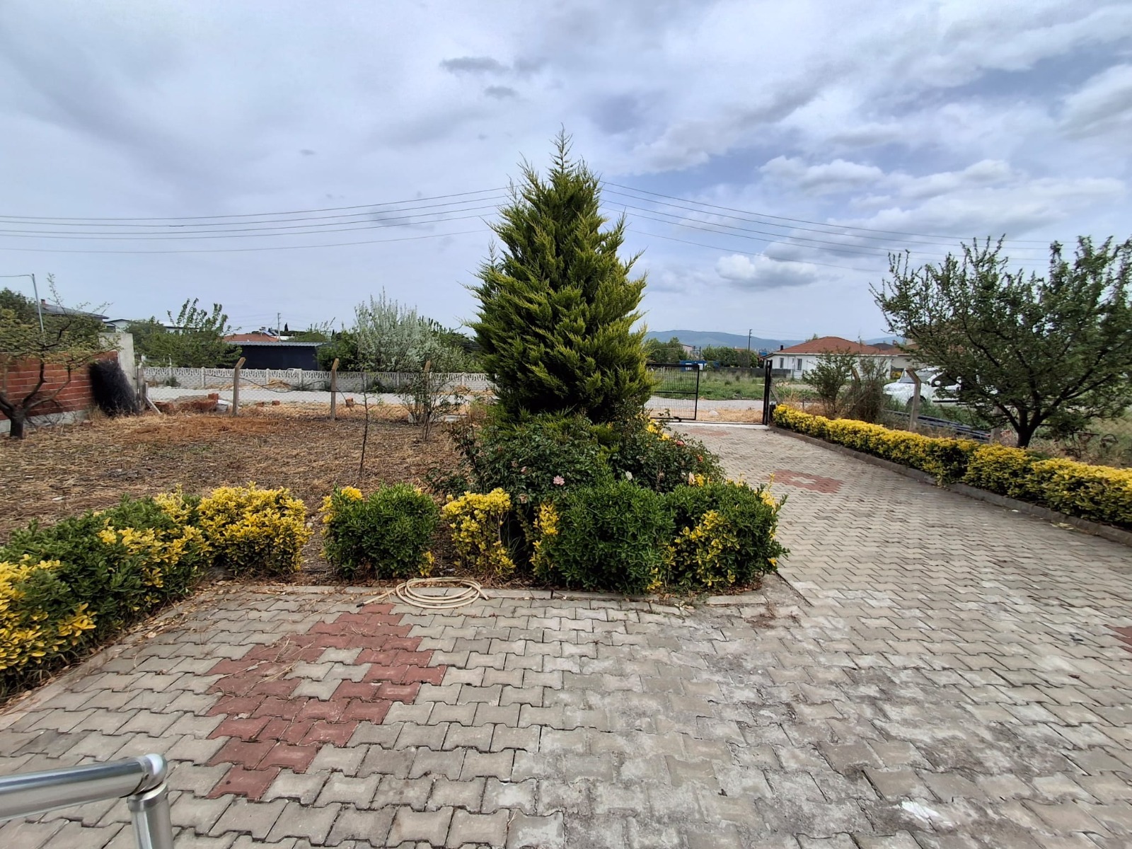 Property-photo
