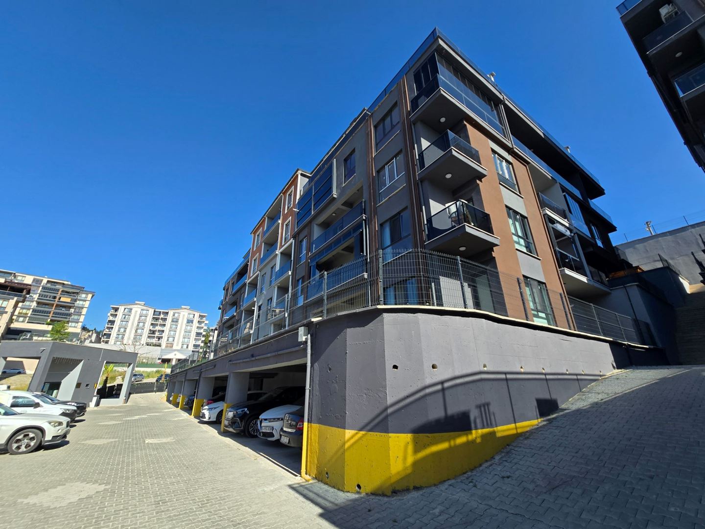 ŞENER GYD'DEN ROYAL CITY'DE SATILIK SİTENİN EN BÜYÜK DAİRESİ