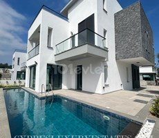 KIBRIS OZANKOYDE 3+1 OZEL HAVUZLU LUXURY VILLA !