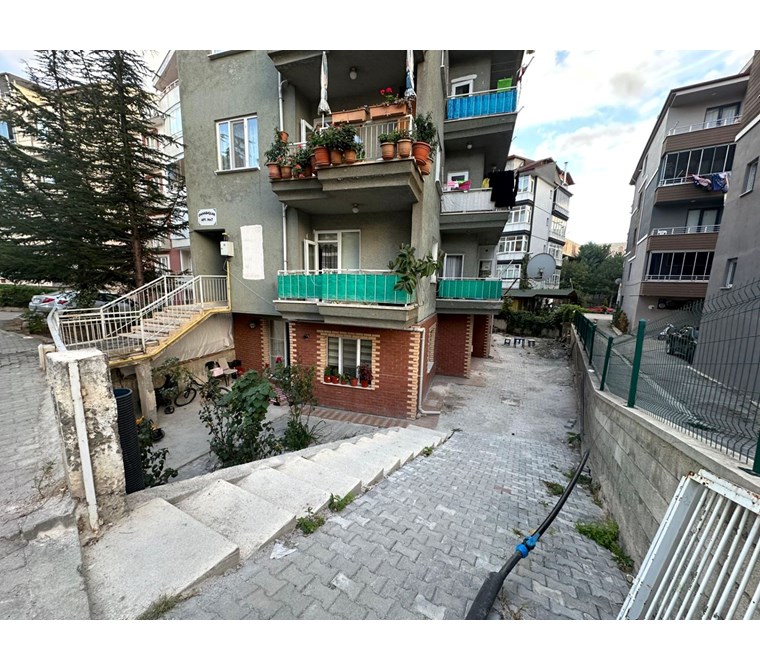 VADİ EMLAK'TAN KARŞIYAKA MAHALLESİNDE 2 ADET 1+1 SATILIK DAİRE