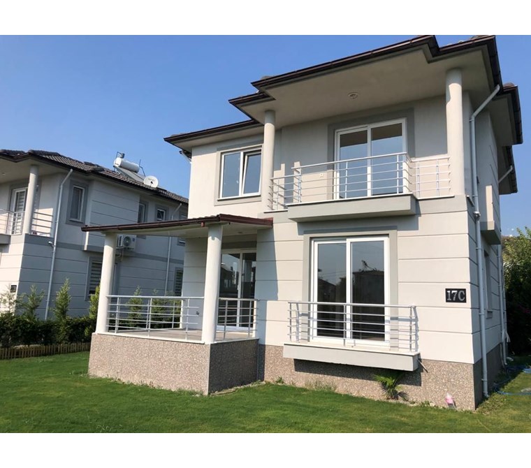 Dalaman Şerefler'de İskanlı, Butik Site İçinde Lüks Müstakil Villa