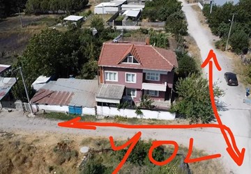 BALIKESİR GÖNEN PLEVNE MAH. 328 M2 ARSA İÇİNDE İKİ KATLI MEYVE BAHÇELİ BİNA SATILIKTIR
