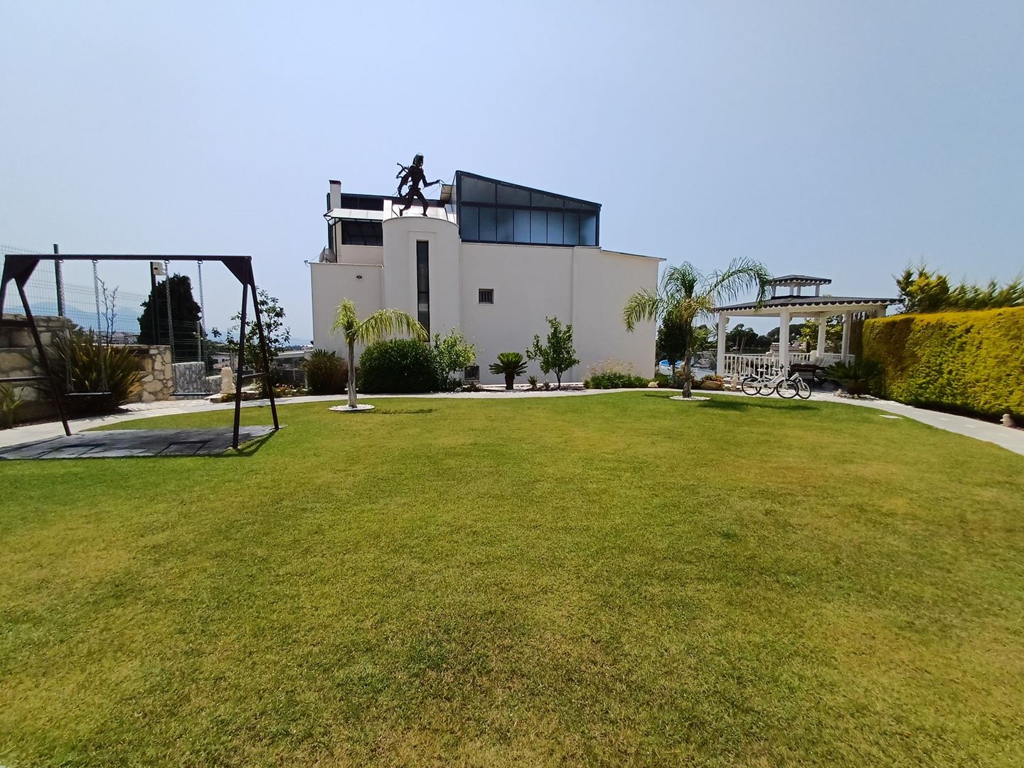 Property-photo