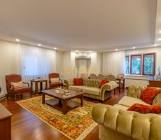 FLORYA ADAKALE BLG. TERASLI 4+1 220M2 BAKIMLI SATILIK DAİRE