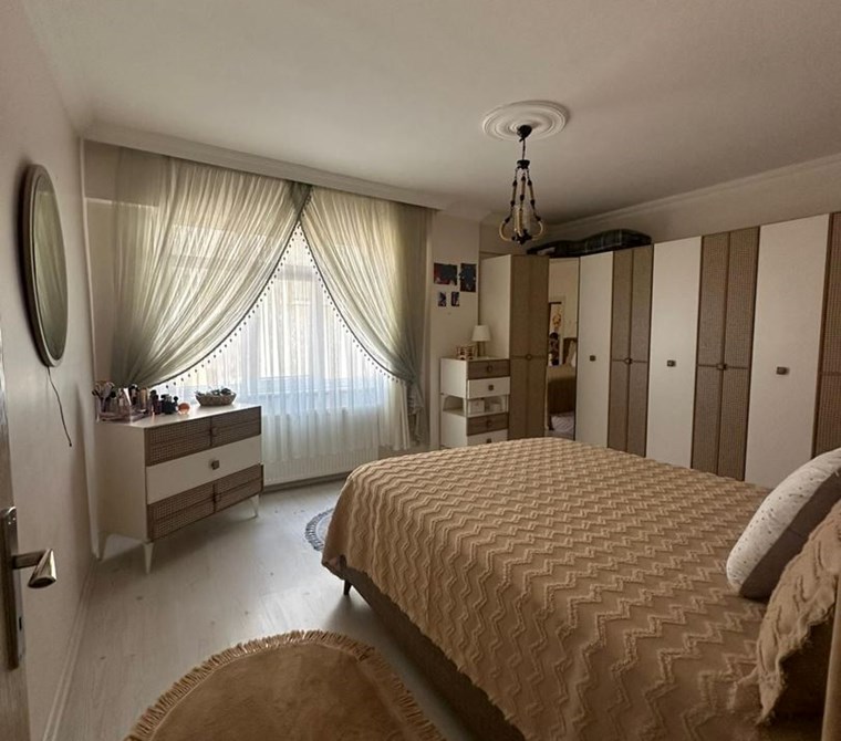 DERİNCE MERKEZ 3+1 ARA KAT MASRAFSIZ DAİRE