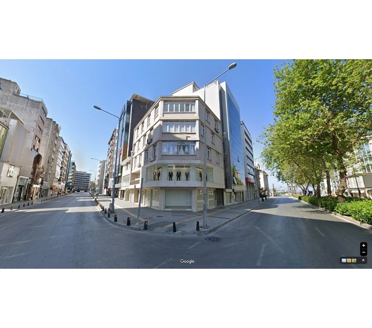 Gazi Bulvarı’nda Kiralık Büro / Ofis – Çankaya, İzmir