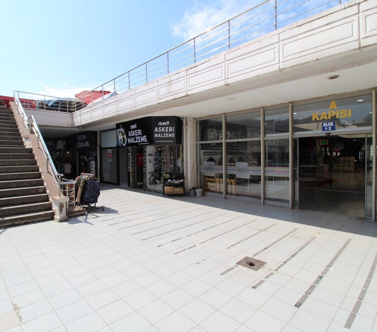 İzmit Merkez Belsa Plazada Kiralık Dükkan/Mağaza
