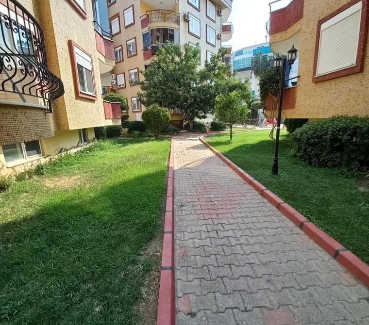 2+1 APARTMENT IN OBA FOR RESIDENCE