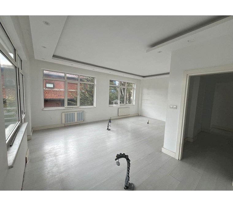 Kadıköy Kızıltoprak zühtüpaşa'da Kiralık ofis