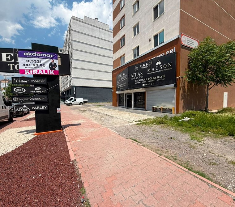 AKDAMAR - Gülük Mh. Necip Fazıl Blv. 400 m² KİRALIK DÜKKAN