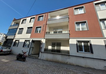 Altın Emlaktan Gömeç Yaya Mahallesinde Satılık 2+1 SIFIR Daire