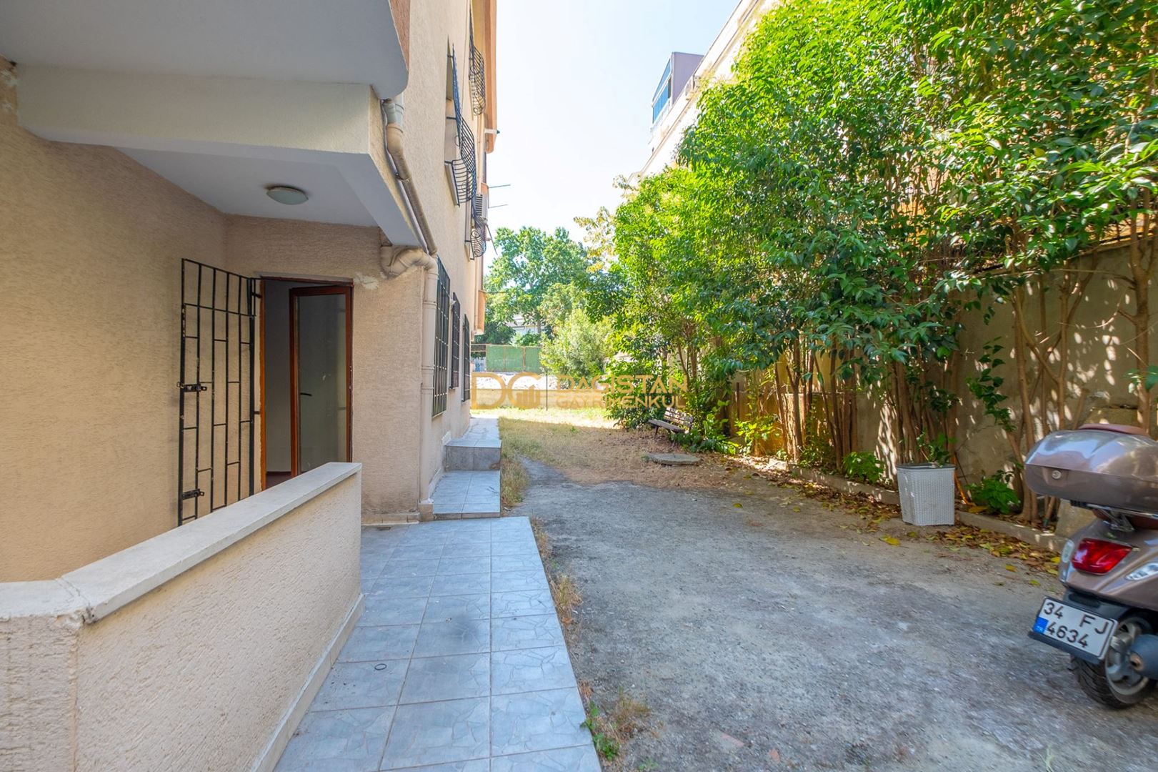 Property-photo