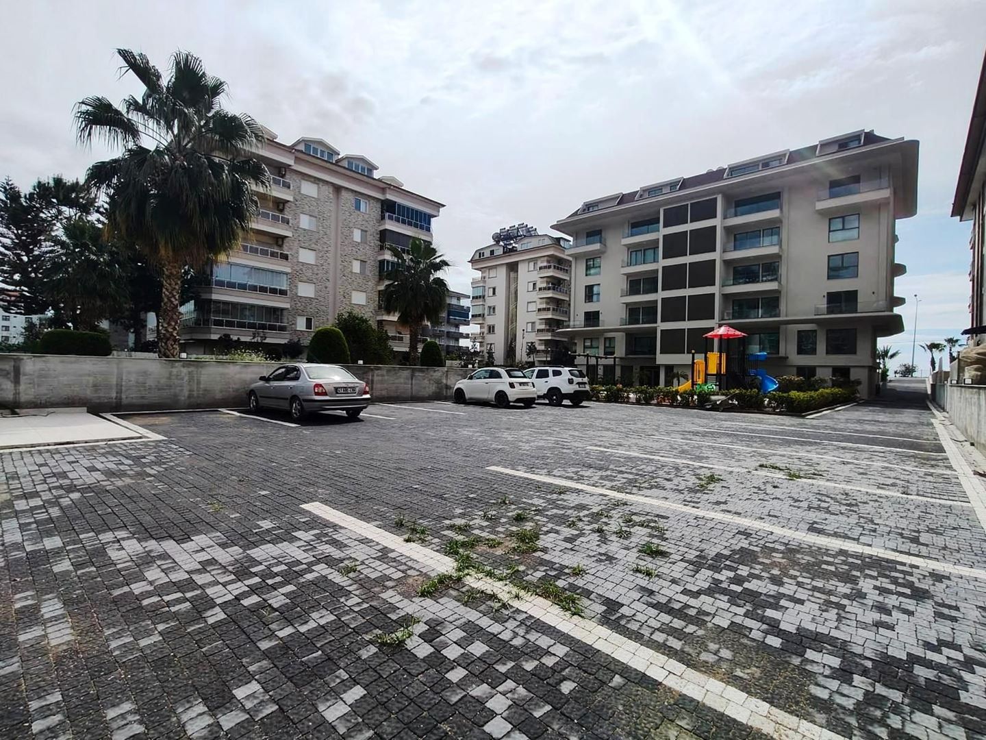 ALANYA KESTELDE DENİZE İLK BİNA FUL DOĞA MANZARALI 2+1 YENİ PENTHOUSE SATILIK DAİRE