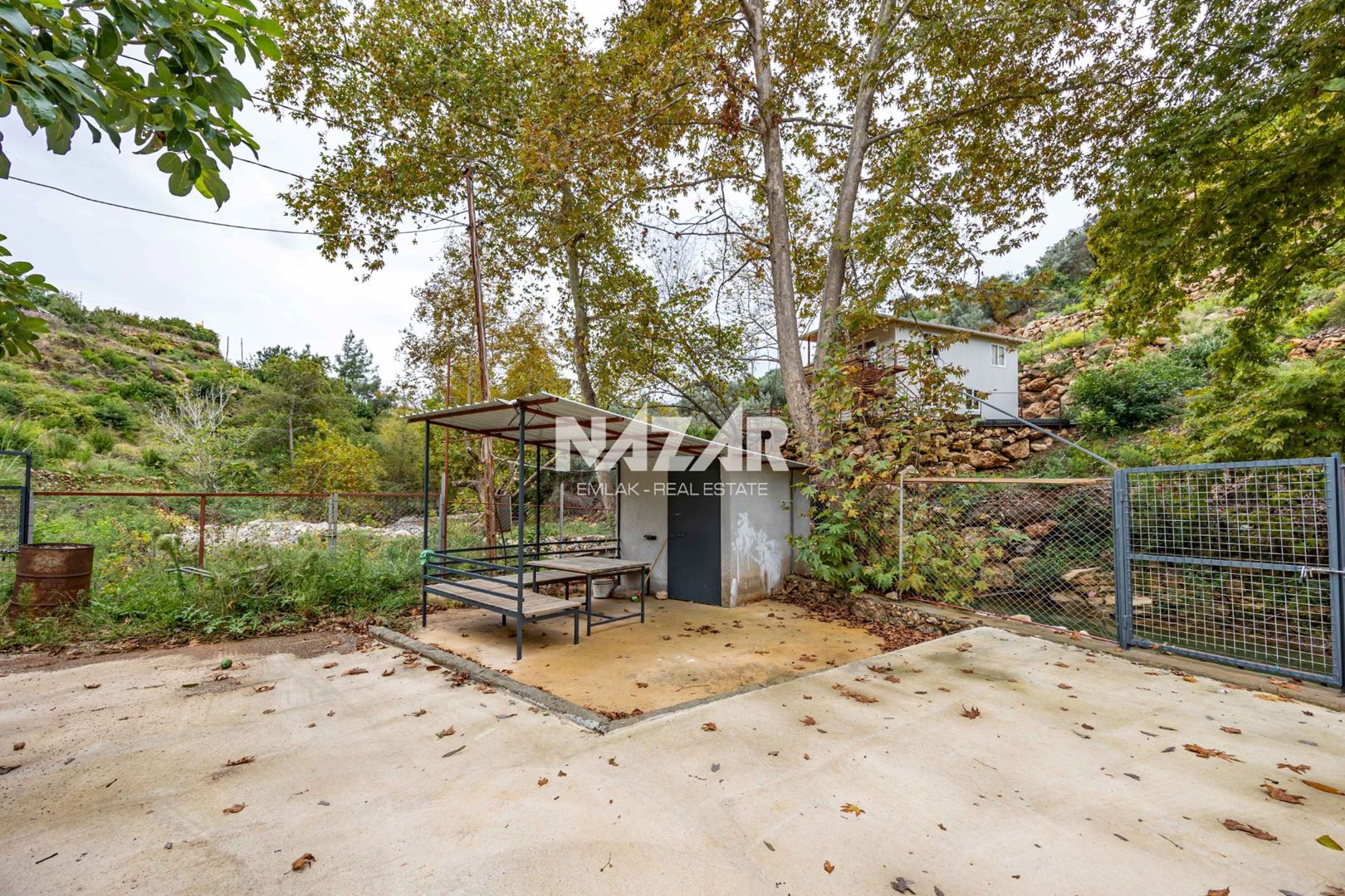 Property-photo