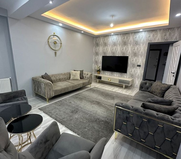 EMLAK 72'DEN KÖRÜK MAHALLESİNDE SATILIK LÜX DAİRE