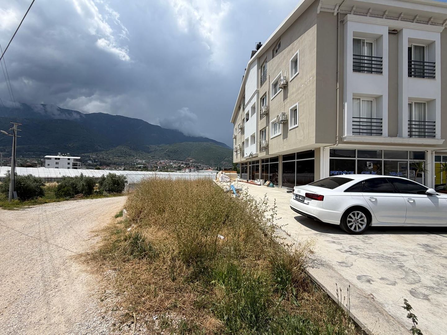 Property-photo