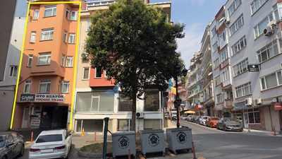 ERTUĞRUL MAHALLESİNDE SAHİLE ÇARŞIYA YAKIN 2+1 SATILIK DAİREler