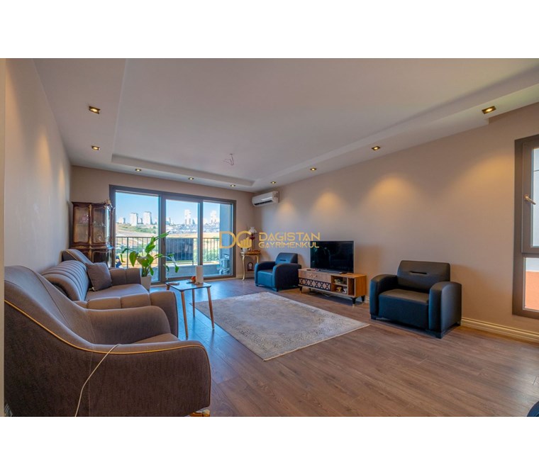 BAHÇEŞEHİR 1. KISIMDA SATILIK BALKONLU YATAY MİMARİ 3+1 DAİRE