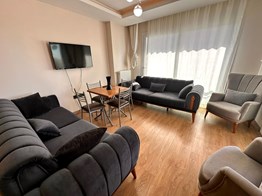S.ÖRÜNK-GÜRSELPAŞA'DA EŞYALI TEMİZ SİTE İÇİ SATILIK 3+1 DAİRE