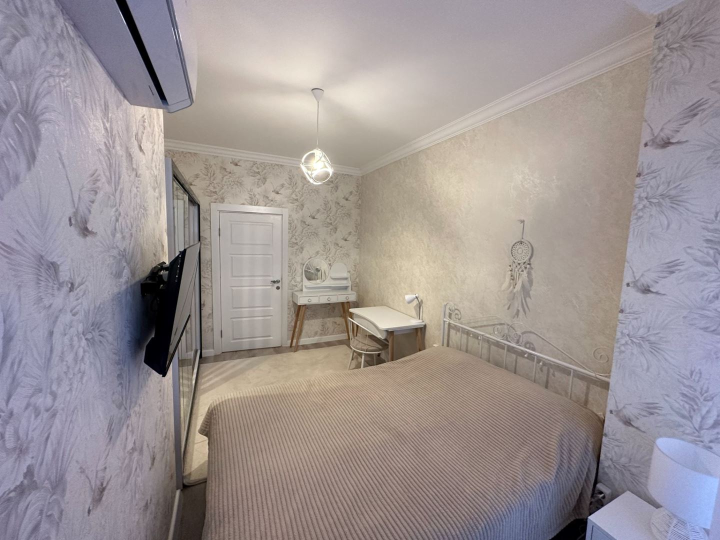 Property-photo